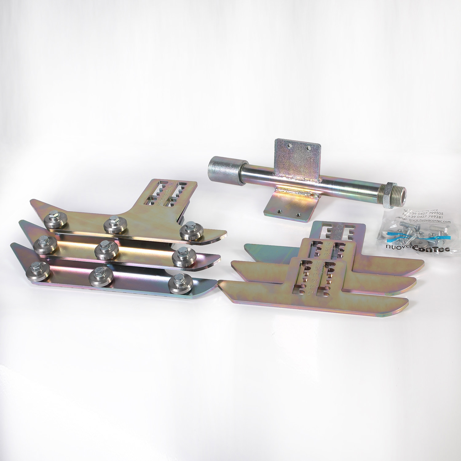 Guida di centraggio per uso con ugelli rotanti e tagliaradici / Centralizer to be used with root cutters and rotating nozzles.