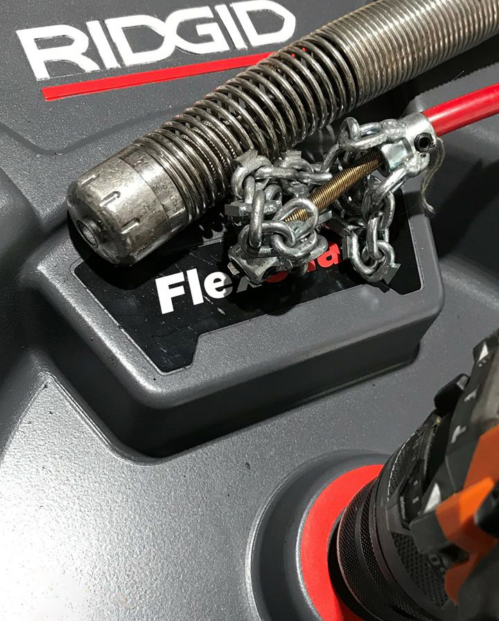 Stasatrice FlexShaft k9-102 / cavo con catena e telecamera